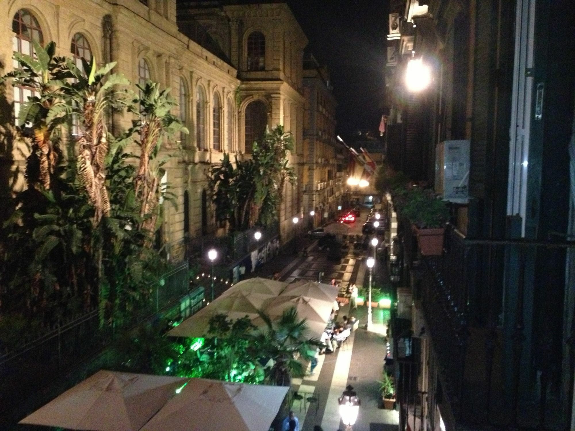 Appartamento Enjoy Napoli Esterno foto